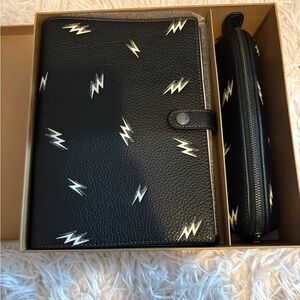 Black and White Lightning Print Wallet Set